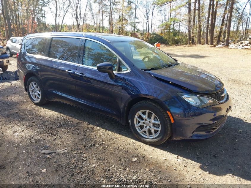 CHRYSLER PACIFICA TOURING