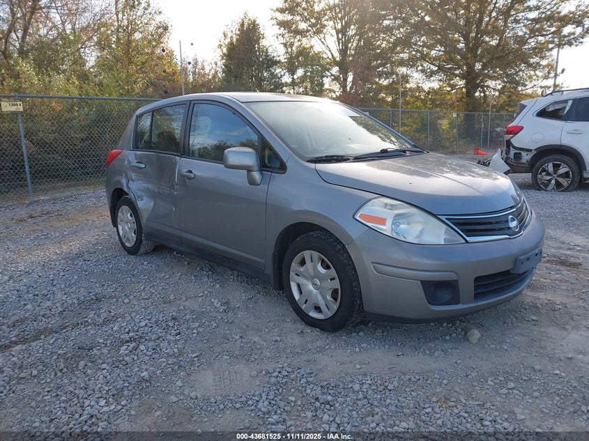 NISSAN VERSA 1.8S