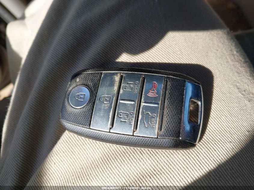 2018 Kia Sedona Lx VIN: KNDMB5C16J6348557 Lot: 43681577