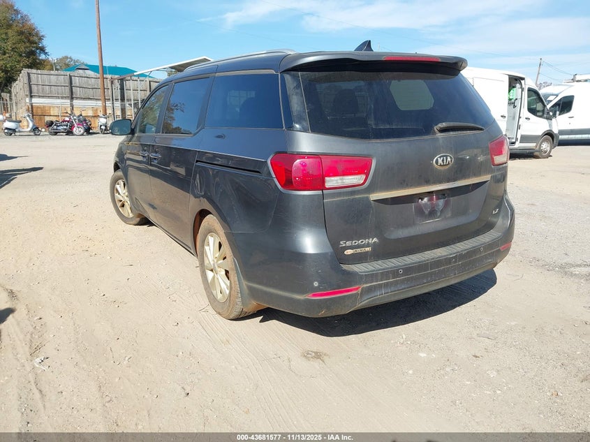 KNDMB5C16J6348557 2018 KIA SEDONA photo no. 3