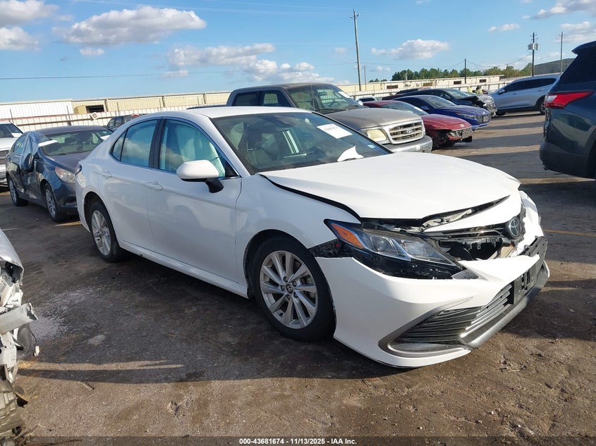 2024 TOYOTA CAMRY LE - 4T1C11AK6RU859319