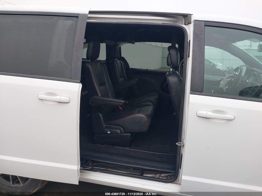 2018 Dodge Grand Caravan Gt VIN: 2C4RDGEG4JR196008 Lot: 43681729