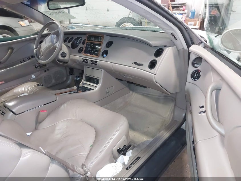 1G4GD2218V4715463 1997 BUICK RIVIERA photo no. 5