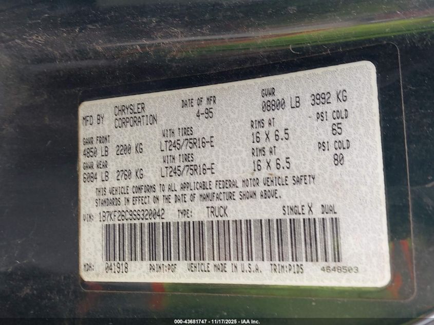 1995 Dodge Ram 2500 VIN: 1B7KF26C9SS320042 Lot: 43681747