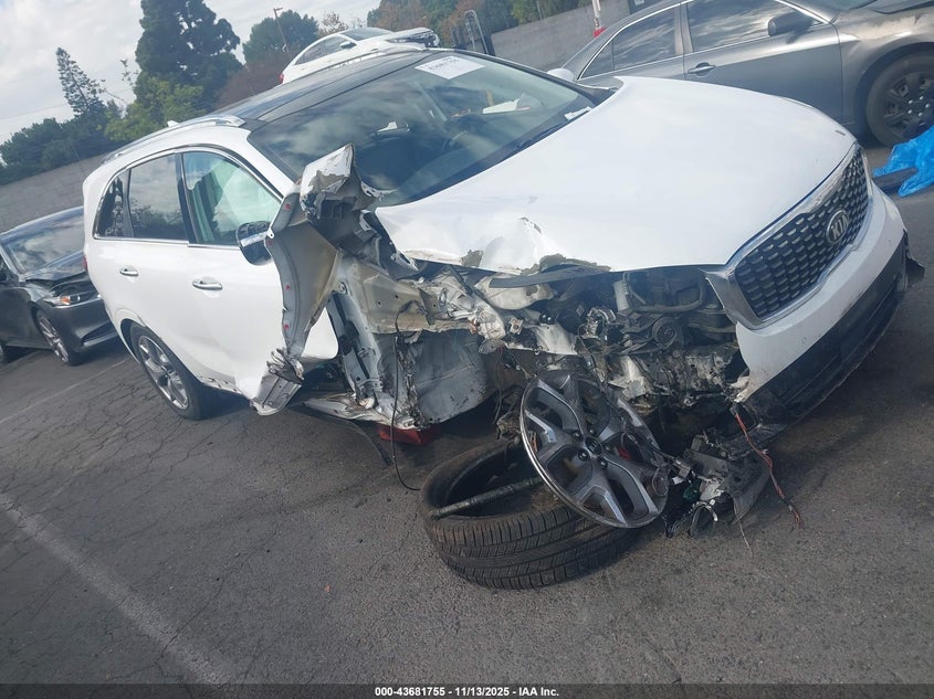 2019 KIA SORENTO 3.3L SX - 5XYPK4A53KG526078