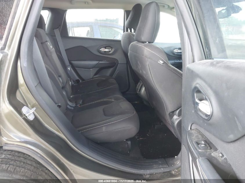 2015 Jeep Cherokee Latitude VIN: 1C4PJMCS8FW559172 Lot: 43681804