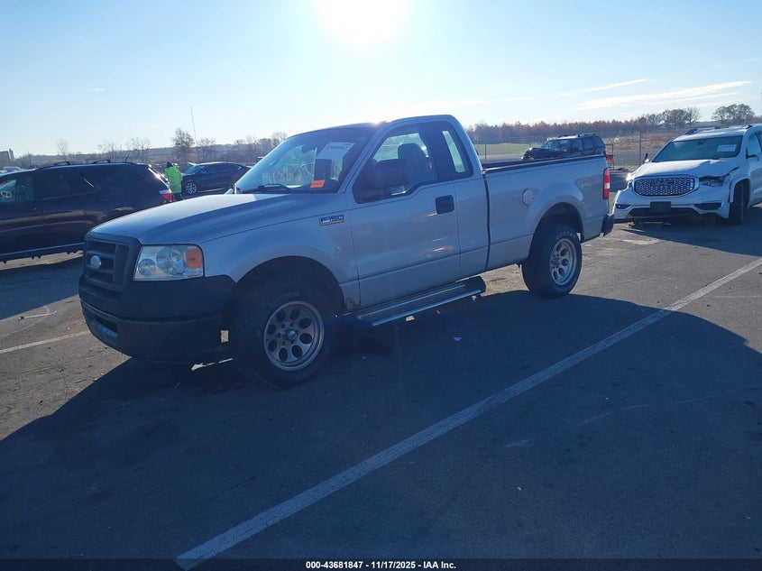 1FTRF12226NA23950 2006 FORD F-150 photo no. 2