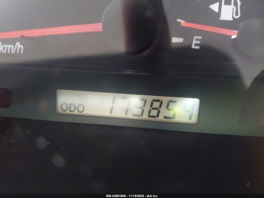 2004 Toyota Camry Le VIN: 4T1BE30K54U848527 Lot: 43681856