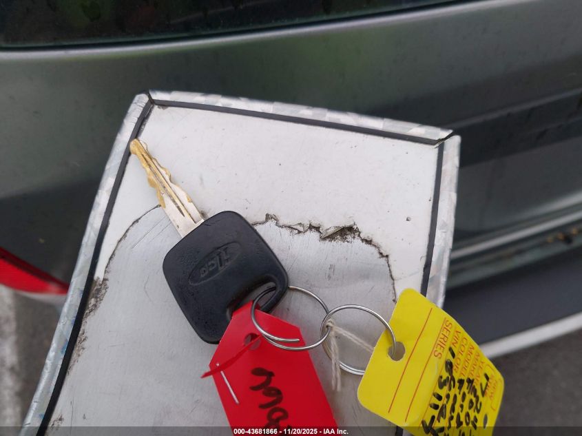 2005 Ford Focus Zxw VIN: 1FAFP36N65W183117 Lot: 43681866