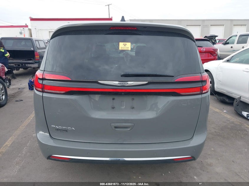2023 Chrysler Pacifica Touring L VIN: 2C4RC1BG1PR505429 Lot: 43681873