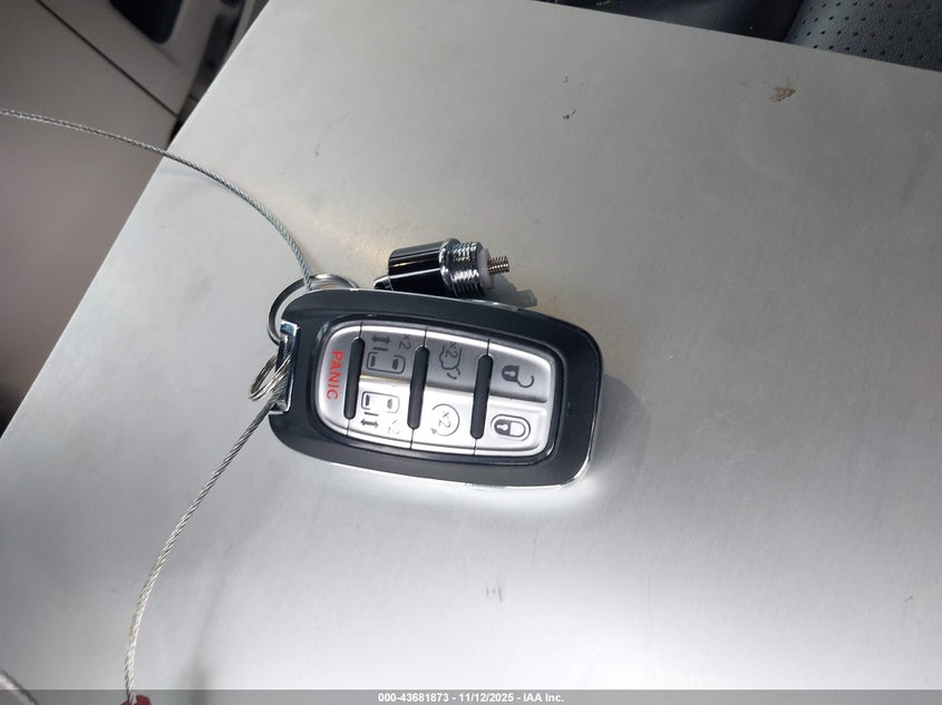 2023 Chrysler Pacifica Touring L VIN: 2C4RC1BG1PR505429 Lot: 43681873