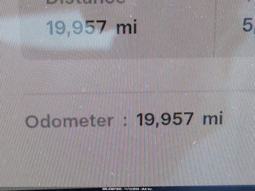 2024 Tesla Model Y Long Range Dual Motor All-Wheel Drive VIN: 7SAYGAEE2RF122644 Lot: 43681950