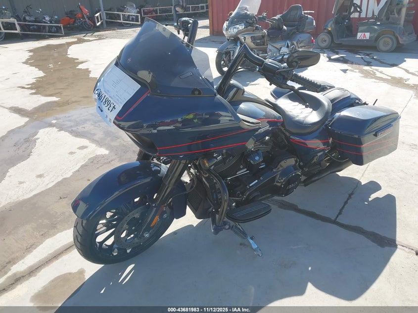 1HD1KTP14KB618961 2019 HARLEY-DAVIDSON ROAD GLIDE photo no. 2
