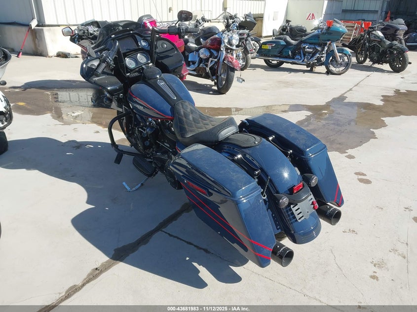 1HD1KTP14KB618961 2019 HARLEY-DAVIDSON ROAD GLIDE photo no. 3