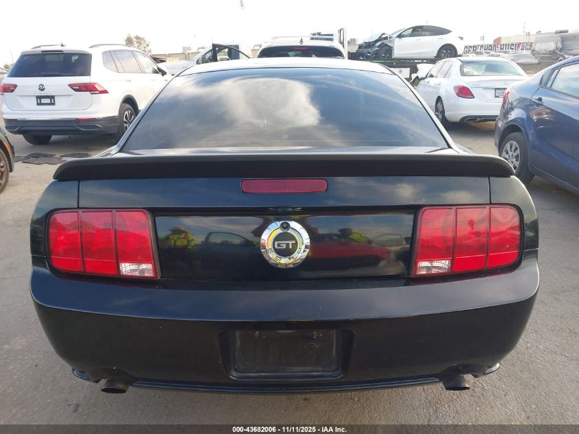 2005 Ford Mustang Gt Deluxe/Gt Premium VIN: 1ZVHT82H055226610 Lot: 43682006