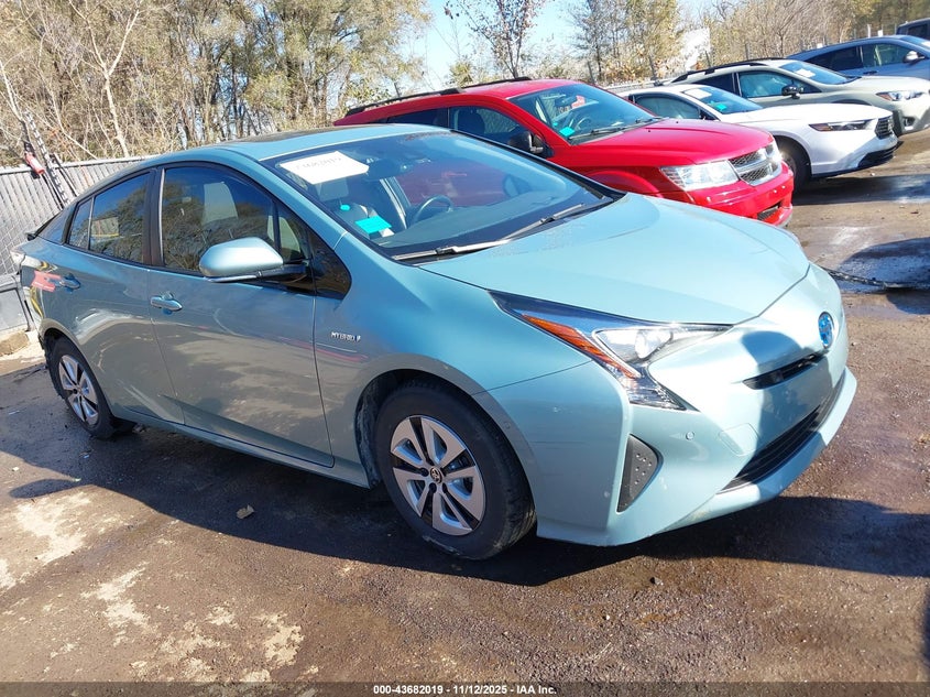 TOYOTA PRIUS FOUR