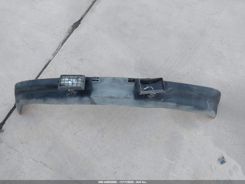 1998 Chevrolet Blazer Ls VIN: 1GNCS13W4WK185042 Lot: 43682060