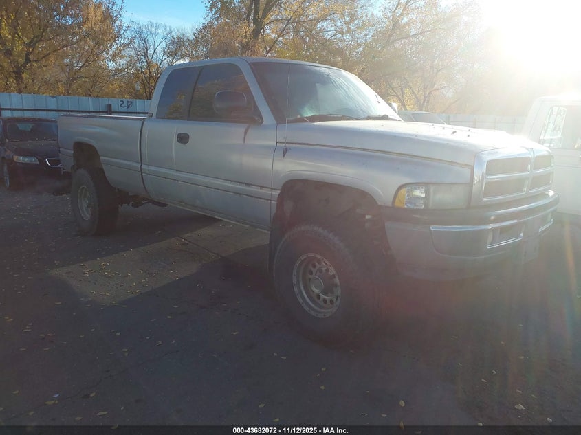 1B7KF23W7YJ142869 2000 DODGE RAM photo no. 22