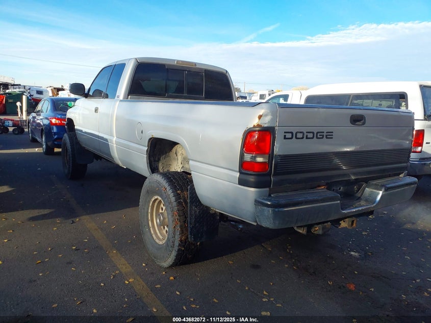 1B7KF23W7YJ142869 2000 DODGE RAM photo no. 3