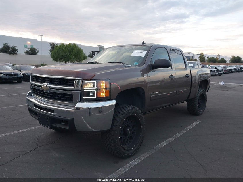 1GCHC23K58F184430 2008 CHEVROLET SILVERADO photo no. 2