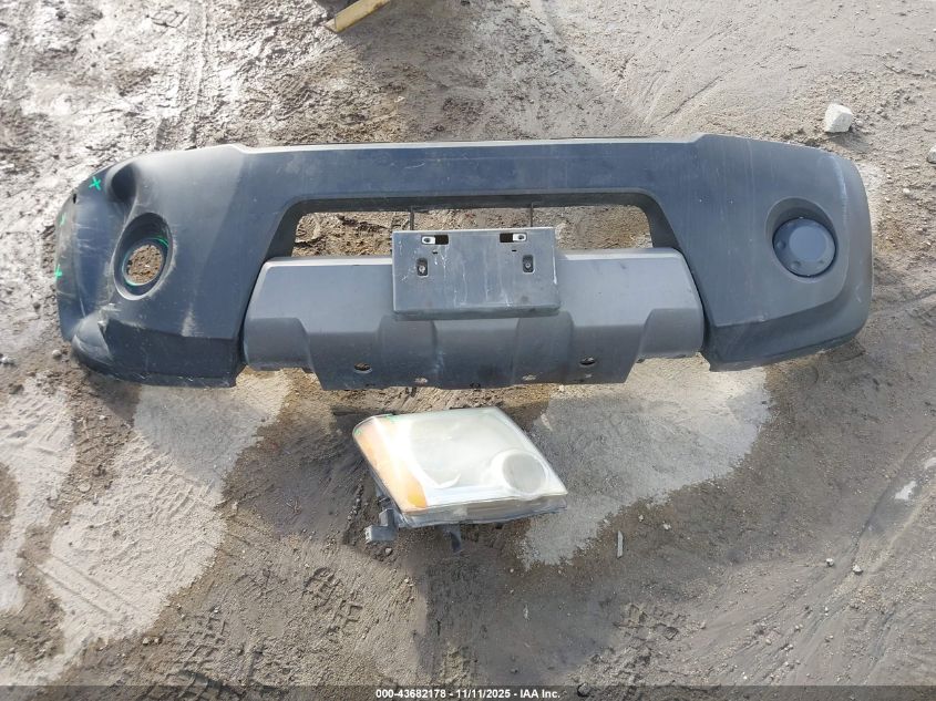 2005 Nissan Xterra S VIN: 5N1AN08U05C632351 Lot: 43682178