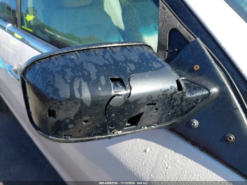 2012 Lincoln Mkz Hybrid VIN: 3LNDL2L35CR807169 Lot: 43682180