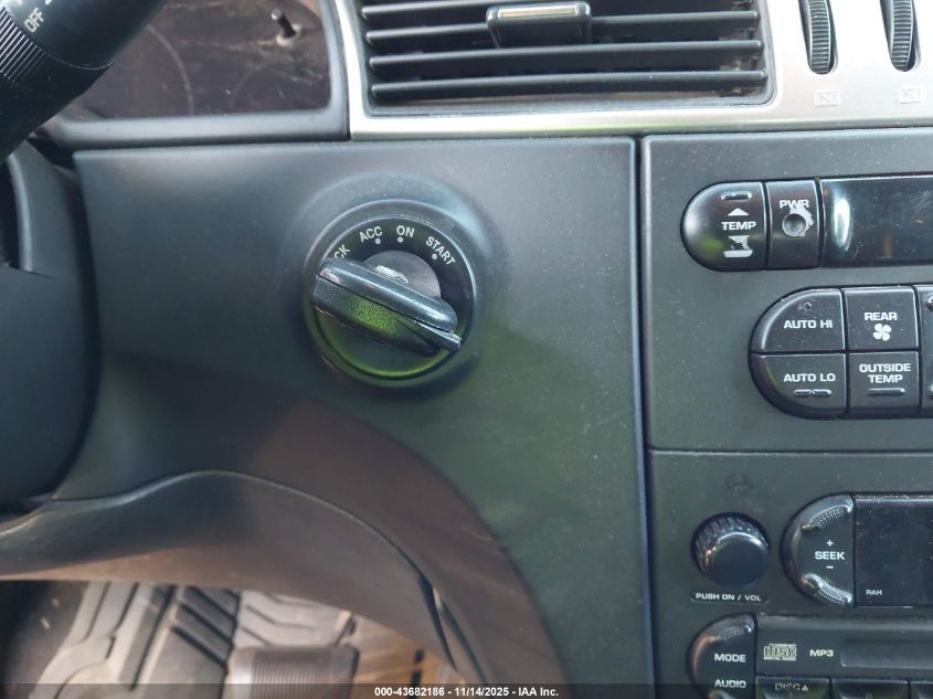 2005 Chrysler Pacifica Touring VIN: 2C4GM68485R577238 Lot: 43682186