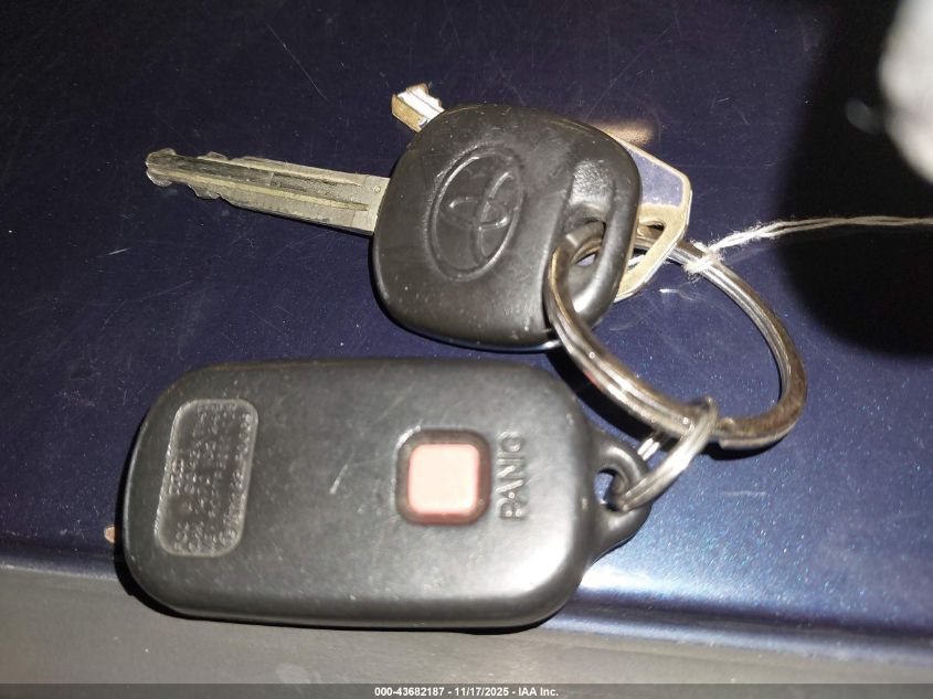 2006 Toyota Corolla S VIN: 1NXBR32E76Z592857 Lot: 43682187