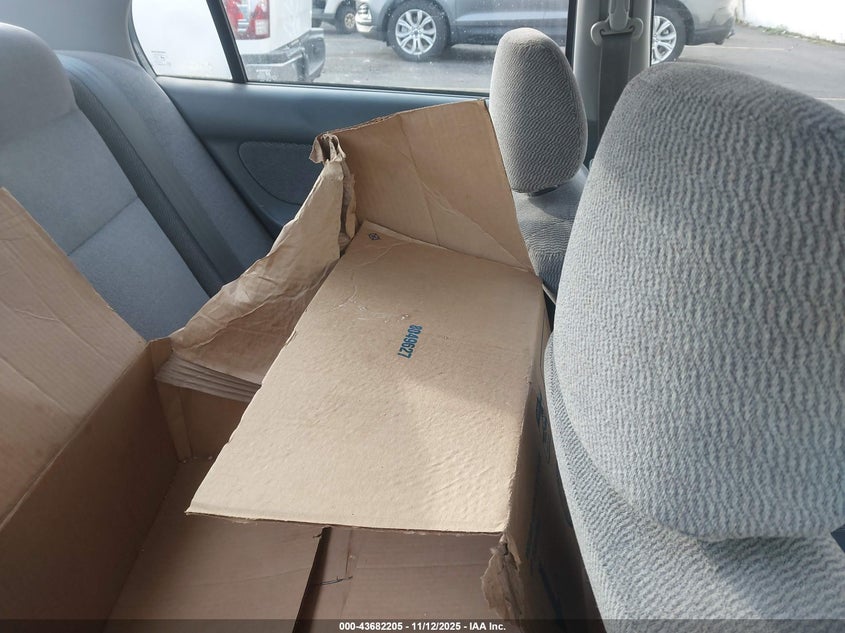 1998 Honda Civic Lx VIN: JHMEJ6670WS010663 Lot: 43682205