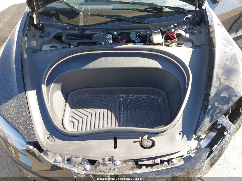 2025 Tesla Model 3 Long Range All-Wheel Drive VIN: 5YJ3E1EB3SF889041 Lot: 43682266