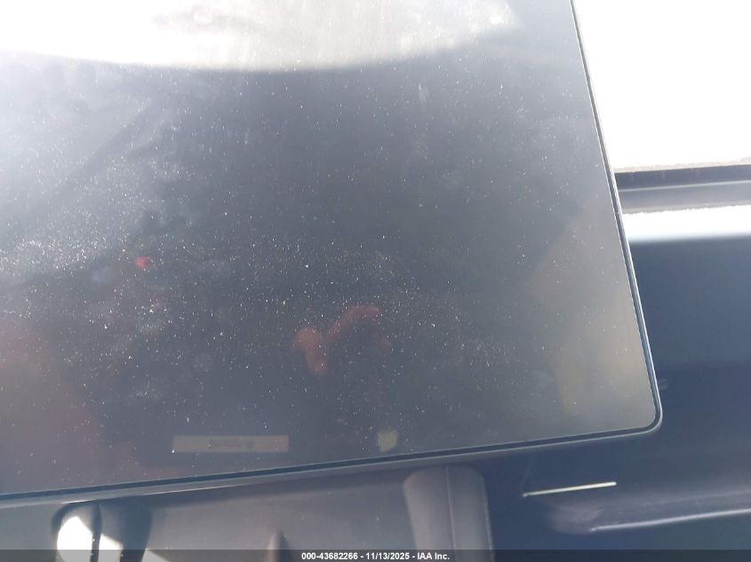 2025 Tesla Model 3 Long Range All-Wheel Drive VIN: 5YJ3E1EB3SF889041 Lot: 43682266