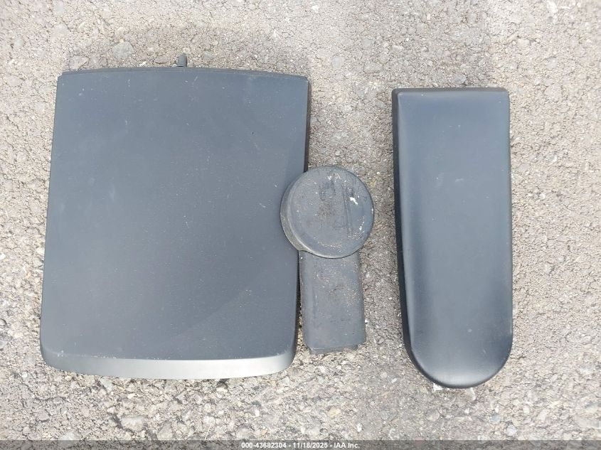 2008 Volkswagen New Beetle S/Se VIN: 3VWRG31C98M517171 Lot: 43682304