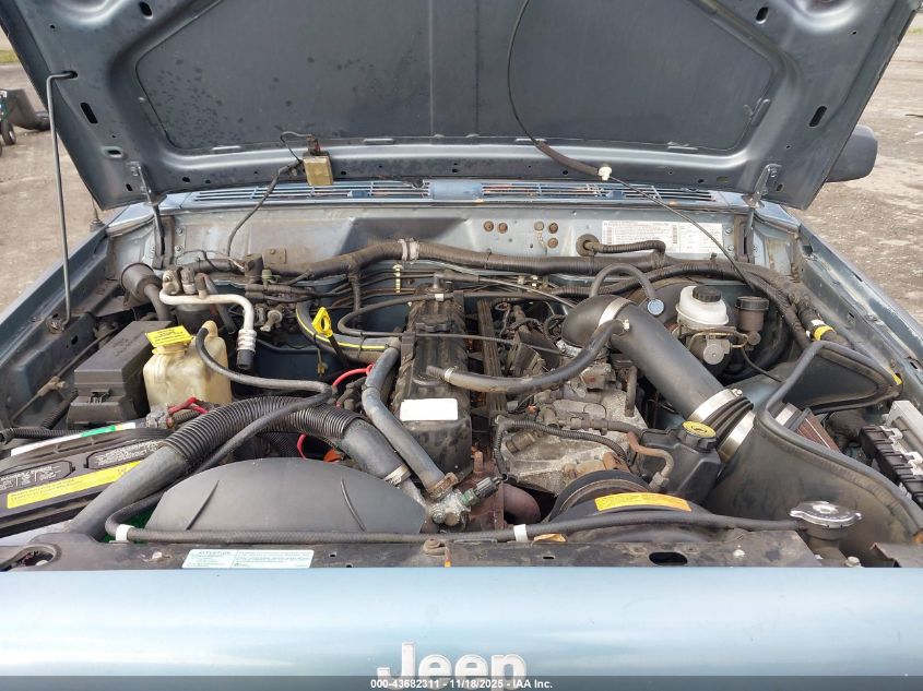 1998 Jeep Cherokee Classic/Limited/Sport VIN: 1J4FT68S0WL155160 Lot: 43682311