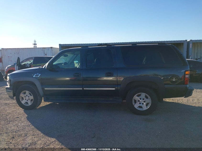 2004 Chevrolet Suburban 1500 Ls VIN: 1GNEC16T24J268995 Lot: 43682368