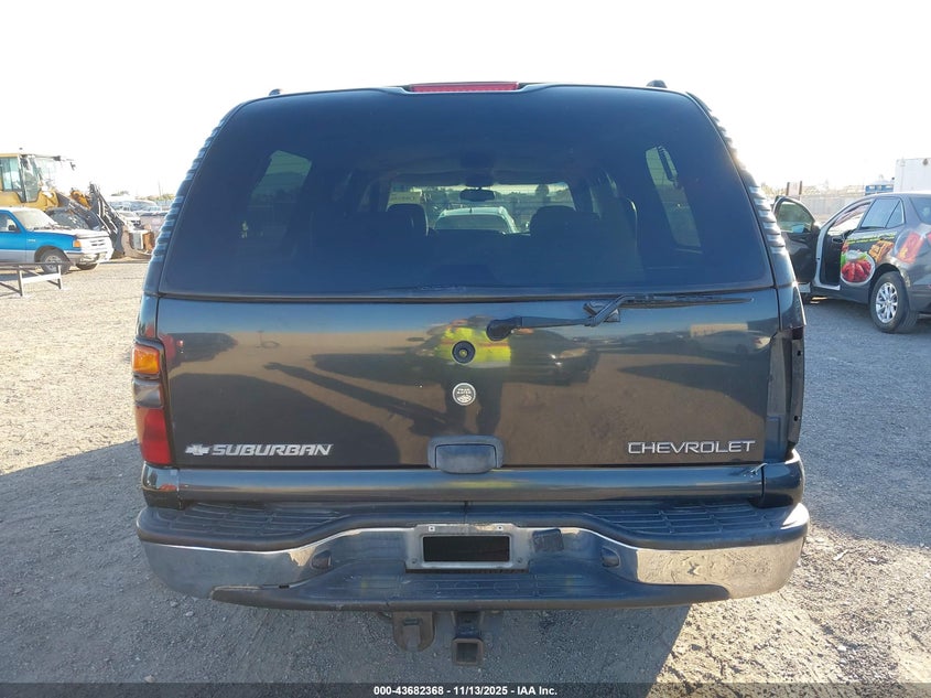 2004 Chevrolet Suburban 1500 Ls VIN: 1GNEC16T24J268995 Lot: 43682368