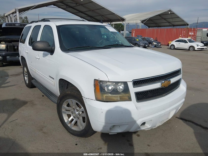 2014 CHEVROLET TAHOE LS - 1GNSCAE09ER136801