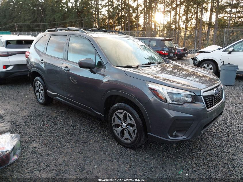 SUBARU FORESTER PREMIUM