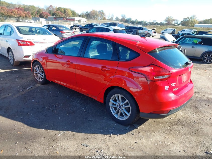 2015 FORD FOCUS SE - 1FADP3K24FL234457