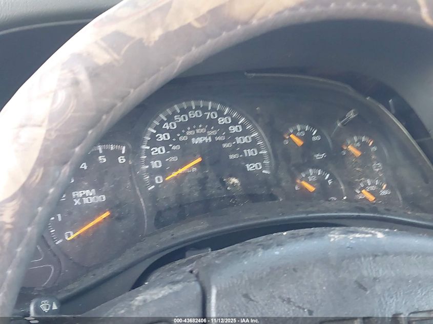 2005 GMC Yukon Slt VIN: 1GKEK13T45J122278 Lot: 43682406