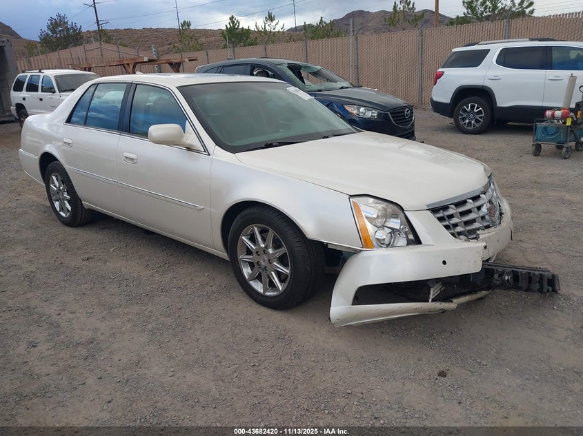 CADILLAC DTS LUXURY COLLECTION