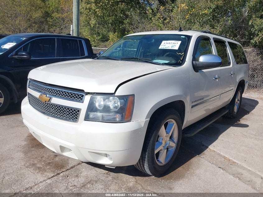 1GNSKKE71CR252657 2012 CHEVROLET EXPRESS photo no. 2