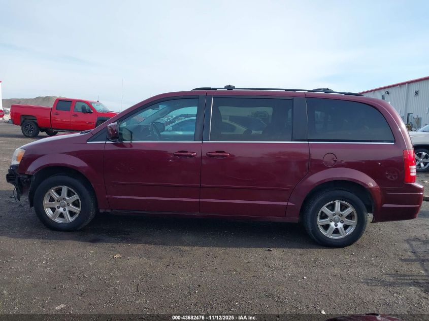 2008 Chrysler Town & Country Touring VIN: 2A8HR54P28R797262 Lot: 43682476