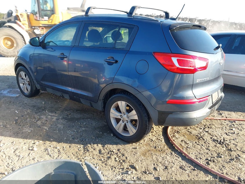 KNDPB3A2XB7054541 2011 KIA SPORTAGE photo no. 3