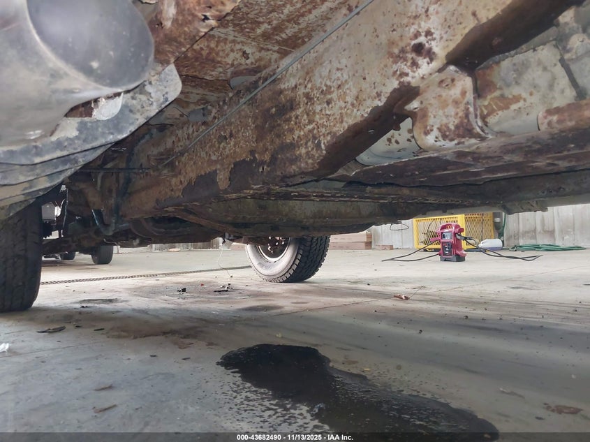 2002 Ford F-150 Lariat/Xl/Xlt VIN: 1FTRX18L42NB25287 Lot: 43682490