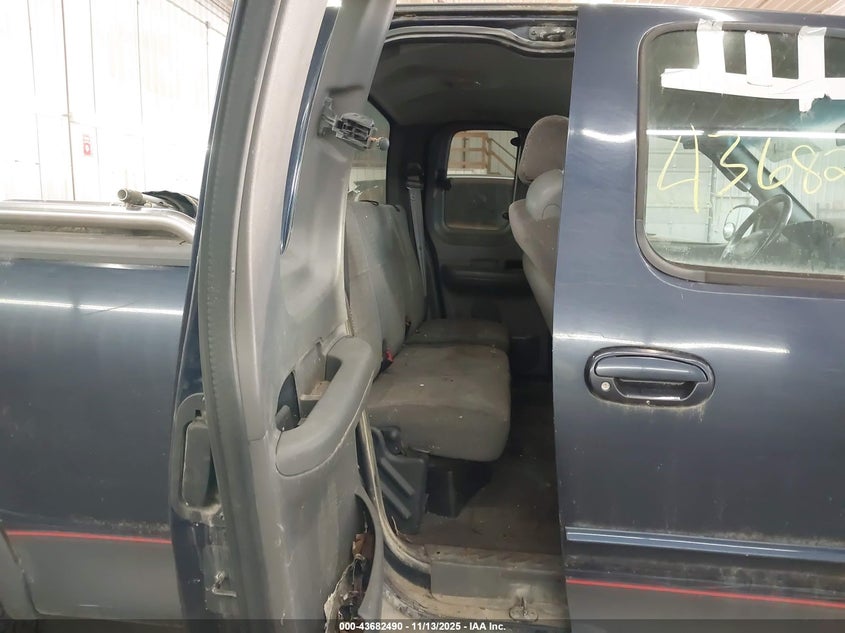 2002 Ford F-150 Lariat/Xl/Xlt VIN: 1FTRX18L42NB25287 Lot: 43682490