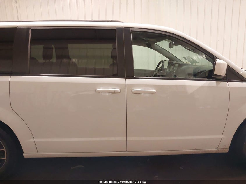 2019 Dodge Grand Caravan Gt VIN: 2C4RDGEG5KR647769 Lot: 43682502