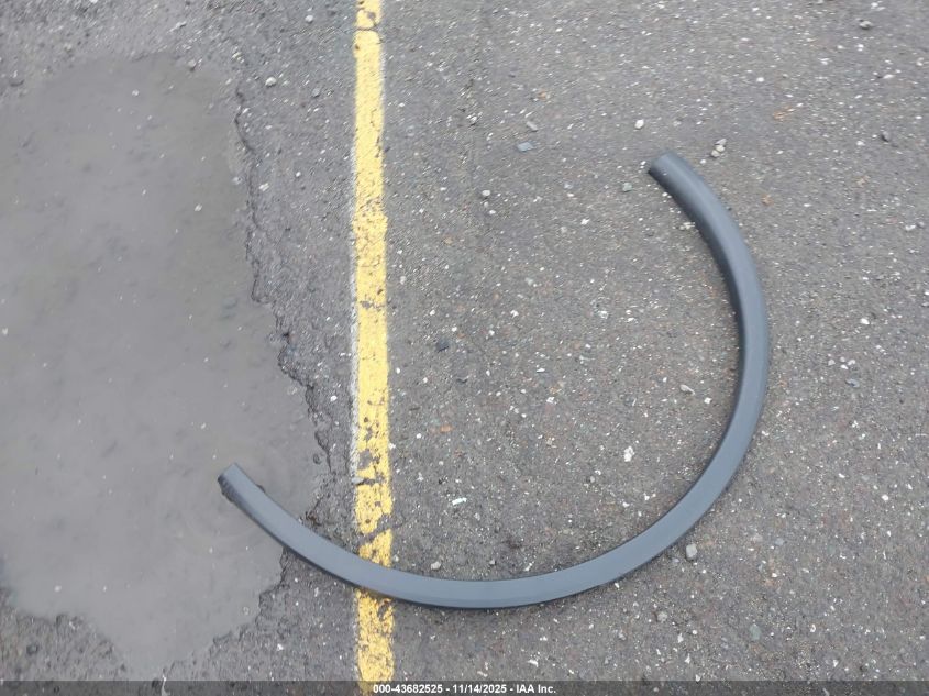 2026 Tesla Model Y Long Range Dual Motor All-Wheel Drive/Long Range Launch Series VIN: 7SAYGDEE9TF349208 Lot: 43682525