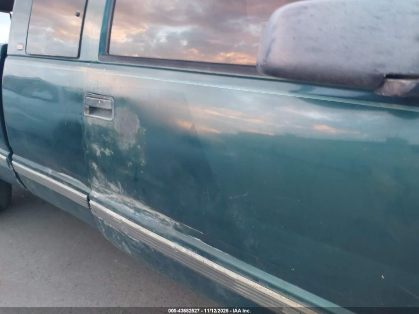 1997 Chevrolet C1500 Fleetside VIN: 1GCEC19WXVE246851 Lot: 43682527