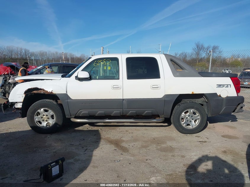 2003 Chevrolet Avalanche 1500 VIN: 3GNEK13T13G145017 Lot: 43682582