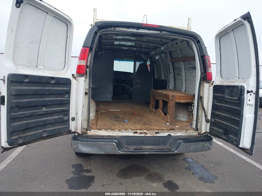2006 Chevrolet Express Work Van VIN: 1GCGG25V461230234 Lot: 43682598